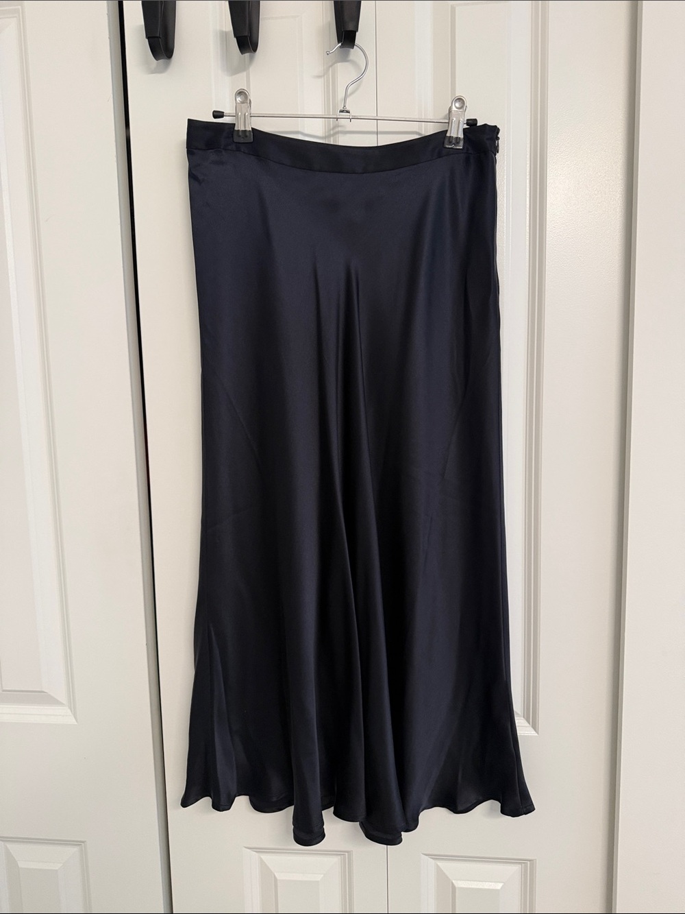 Cynthia Rowley 100% Silk Navy Bias-Cut Midi Skirt - size 6